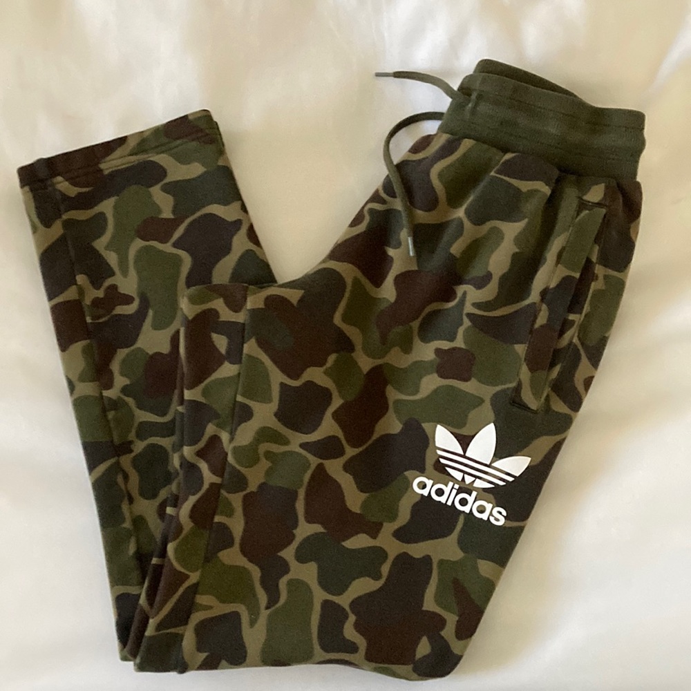 Adidas sweatpants